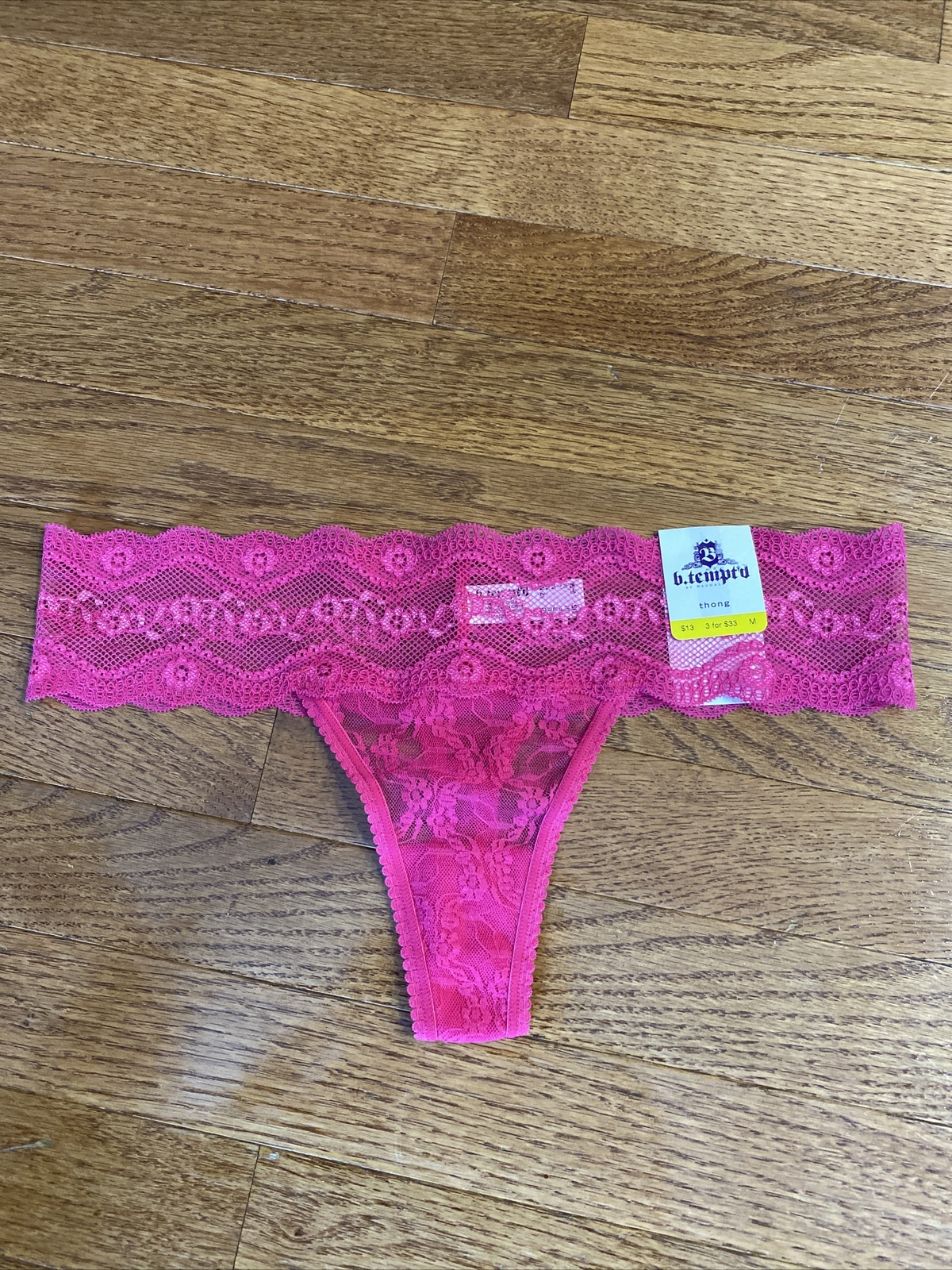 N/W/T!!!!!! BTEMPTD BURGANDY THONG PANTY SIZE M