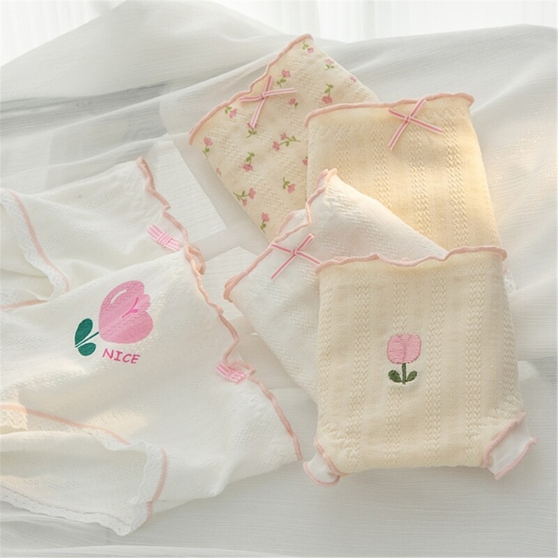 Women s Flower Embroidered Ruffled Panties Breathable Cotton Briefs for Everyday