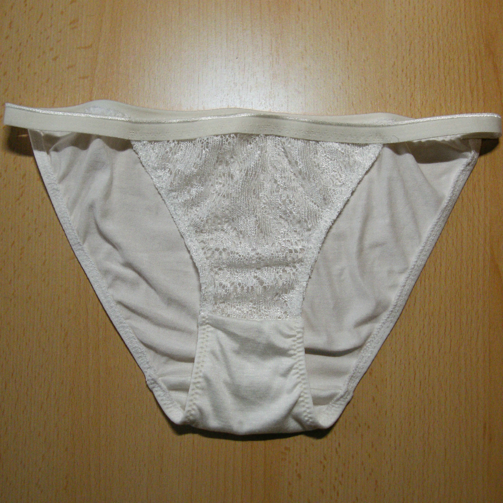 Women’s thong knickers-with lace insert-cream-sizes 36/38 + 40/42 + 44/46