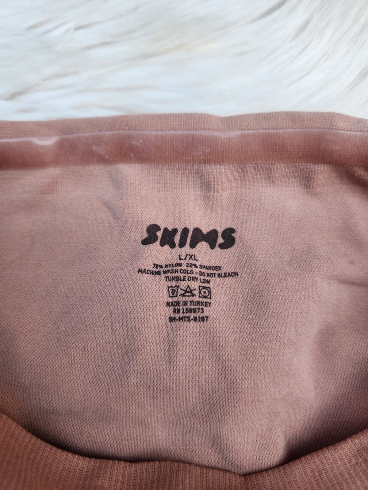 Skims Mid Thigh Sculpting Shorts Shapewear, Size L/XL Seamless