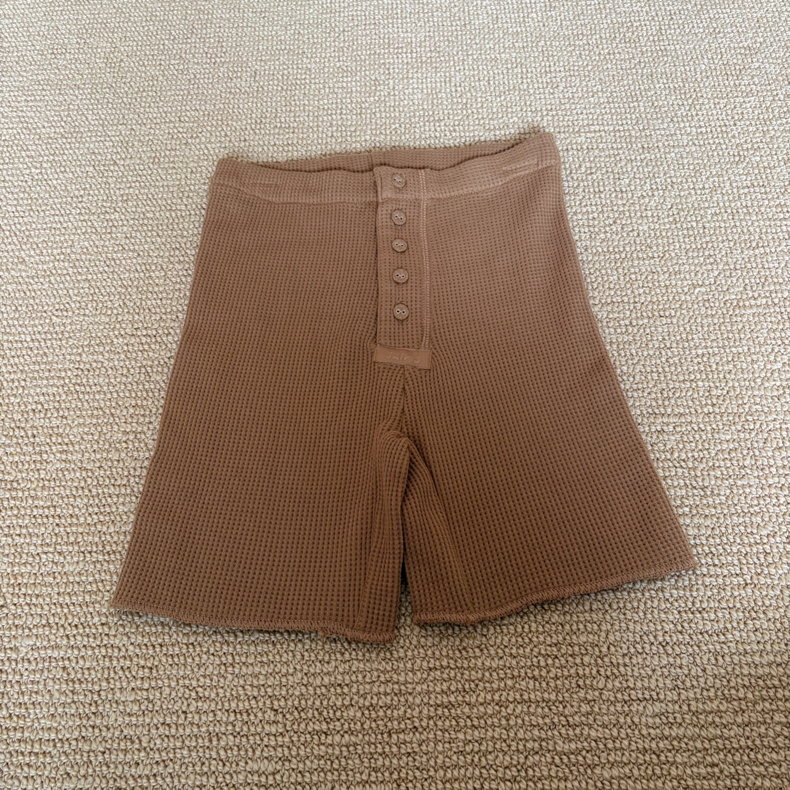 Skims Camel Waffle Shorts, Size XS NWT