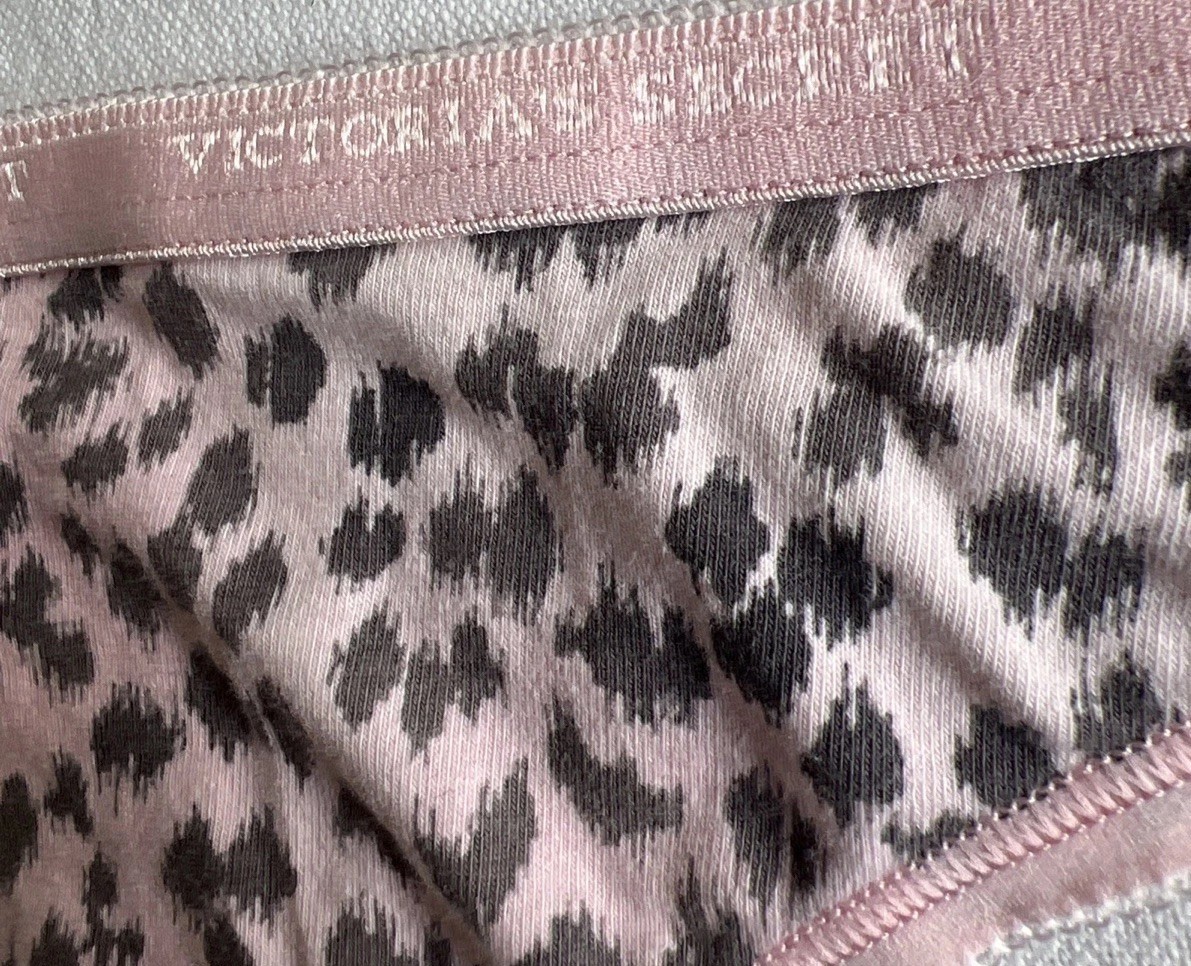 Victoria’s Secret Thong String Knickers Sizes M Puma Print Very Sexy