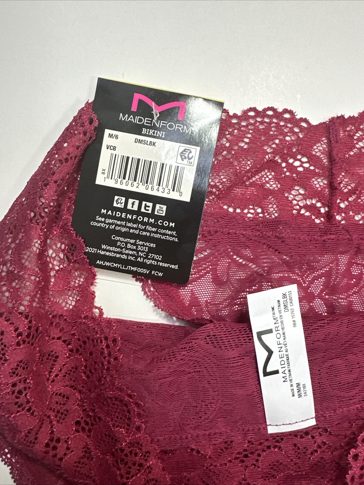 MAIDENFORM Luxurious Stretch Lace Spice Red V Waist Bikini Panty M/6 NEW