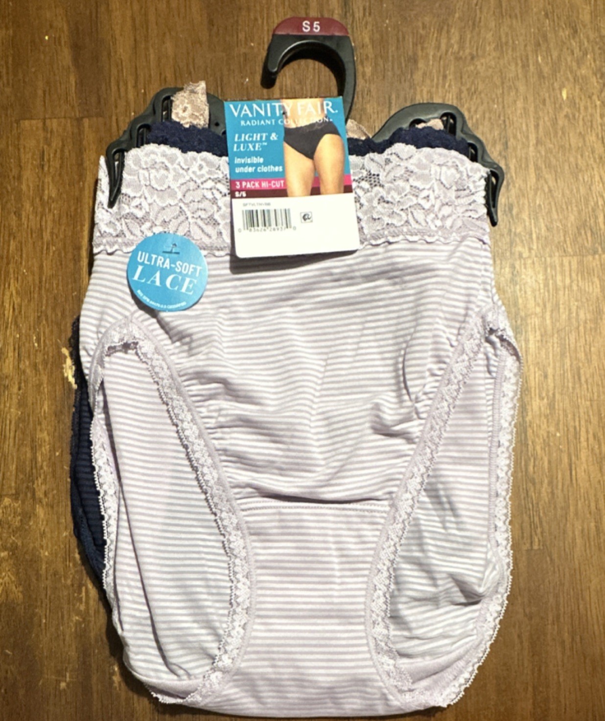 Vanity Fair Radiant Light & Luxe Ultra-Soft Lace Hi-Cut Panties 3 Pack S/5