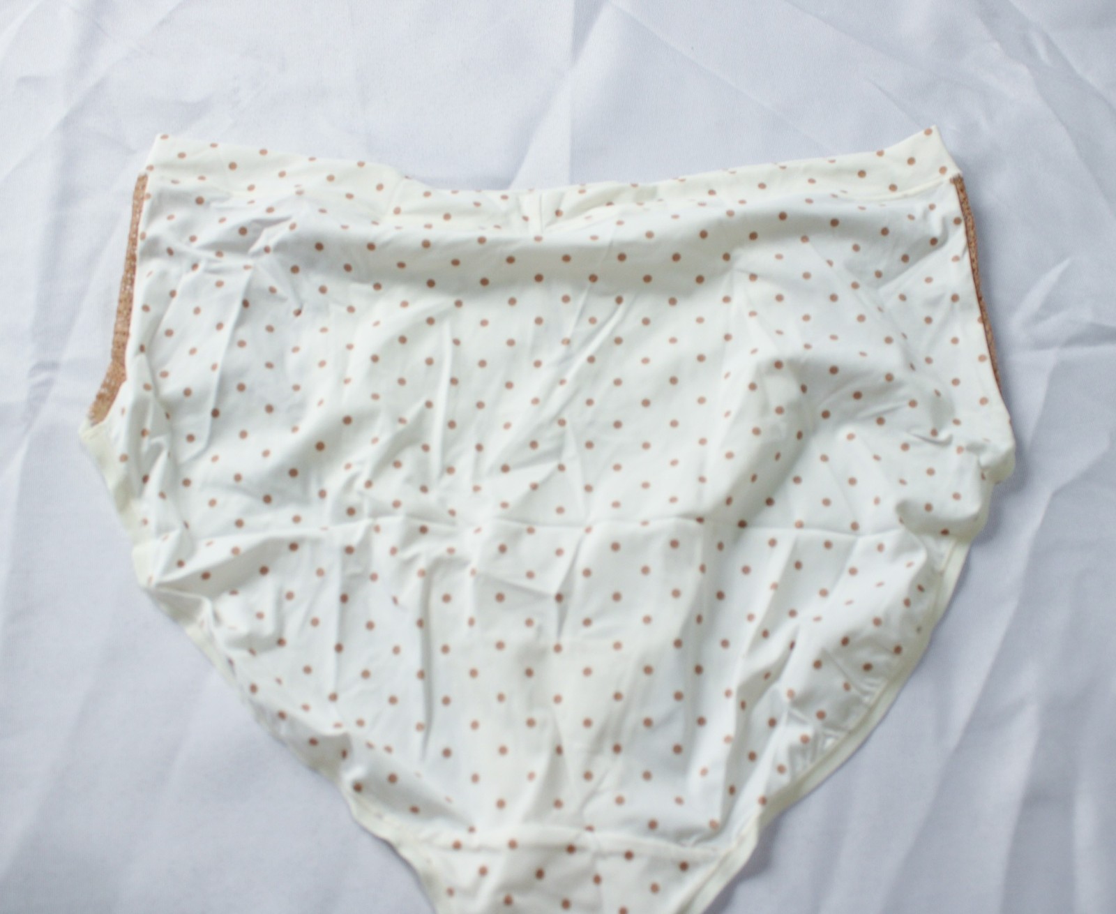 Ambrielle Women’s Supersoft High Cut Brief Panty WR4 White Polka Dot Large