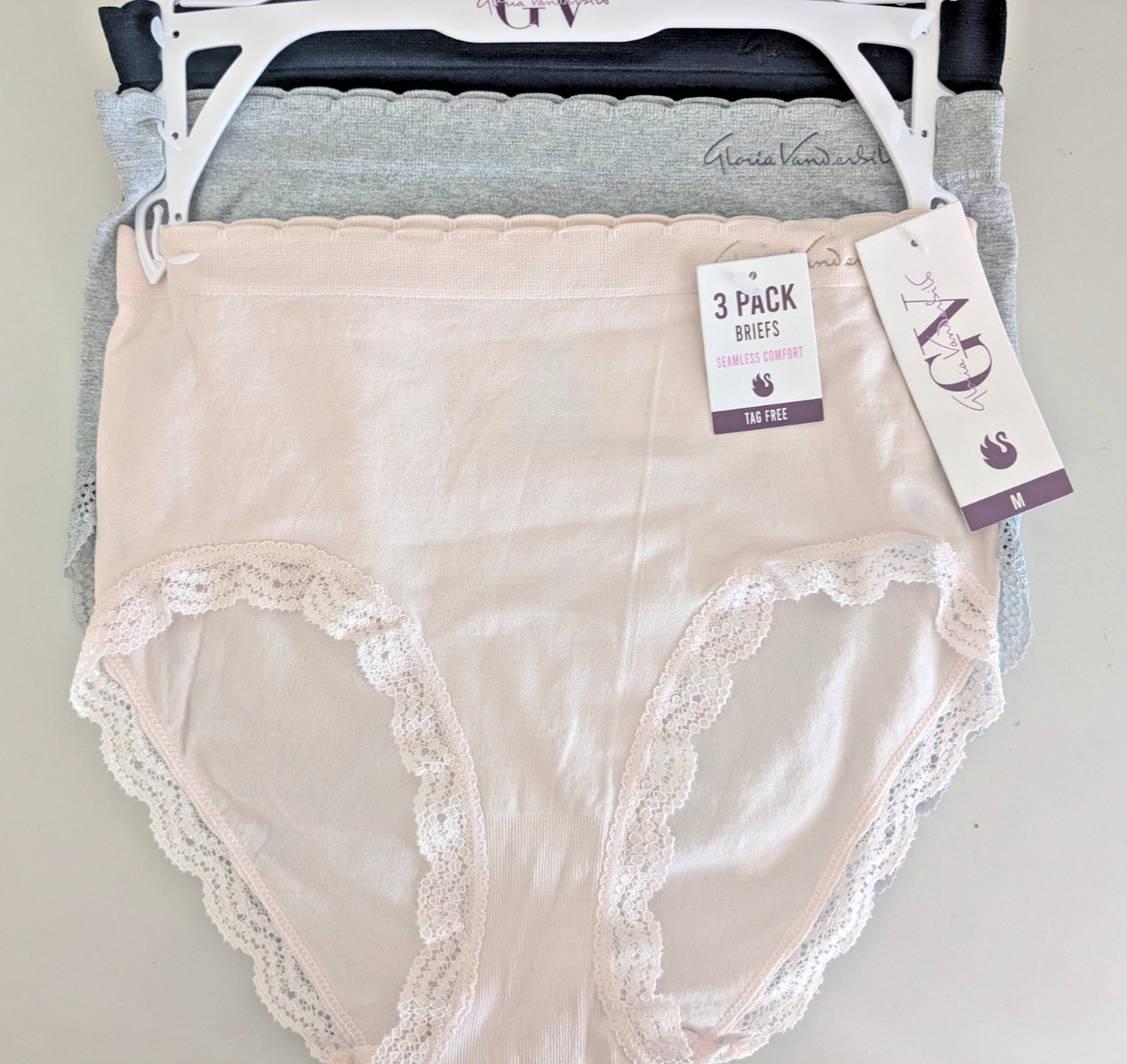Gloria Vanderbilt 3 Pack Brief Women SZ M Seamless Lace Trim Pink Gray Black NWT