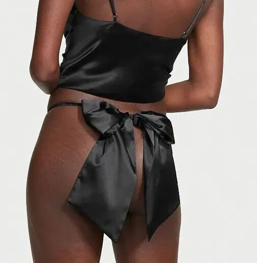 NWT Victoria Secret DREAM ANGELS Satin Bow V-String Panty Large Black Christmas