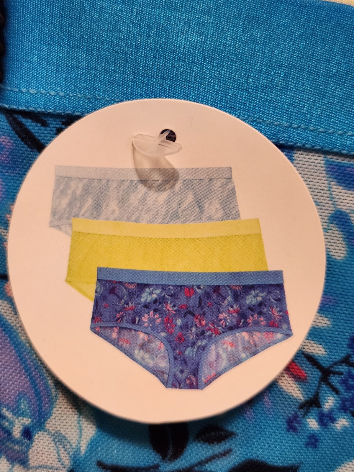No Boundaries 3-Pair Women’s Hipster Panties XXXL 21 BNWT Pretty Colors