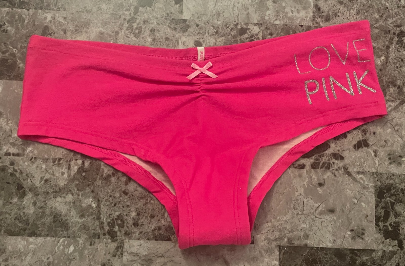 NWT VICTORIA’S SECRET PINK LARGE GLITTER LOGO BOW RUCHED RARE CHEEKSTER PANTIES