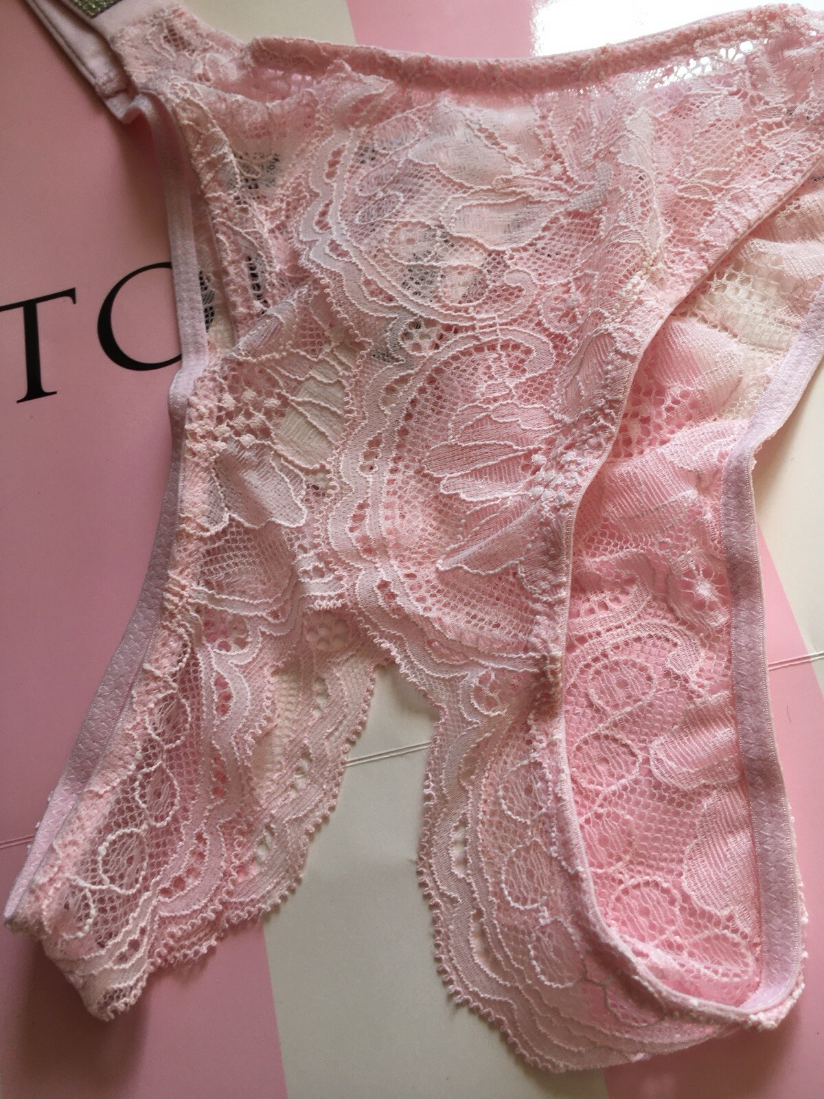 NEW Victoria’s Secret Shine Strap Crotchless Panty Rhinestone Petal Pink Lace XS