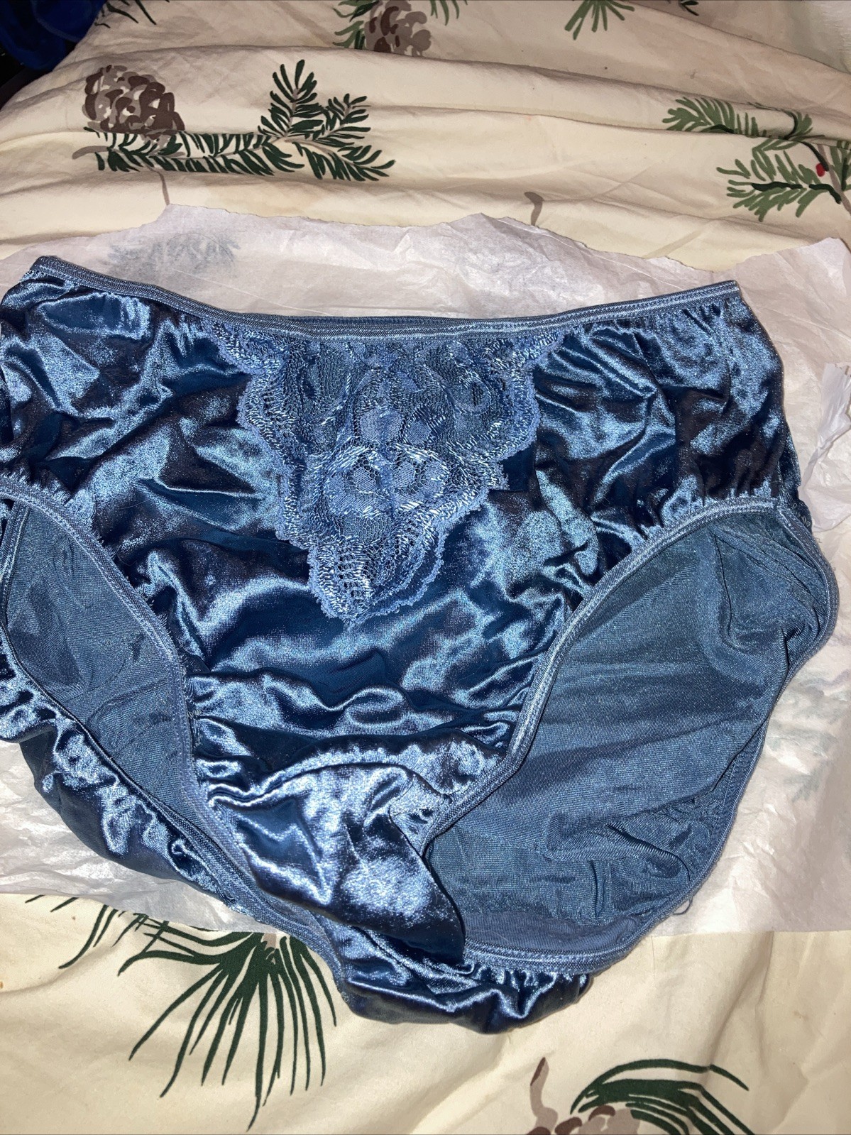 Vintage Retro Style Glossy “The Woman Within” Lacy Front Panel Sissy Size 7 EUC