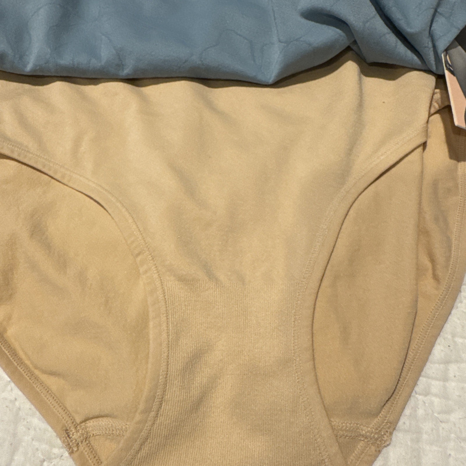 NWT Yummie Heather Thomson 5 Pack Seamless Briefs Panties Nylon Size Medium