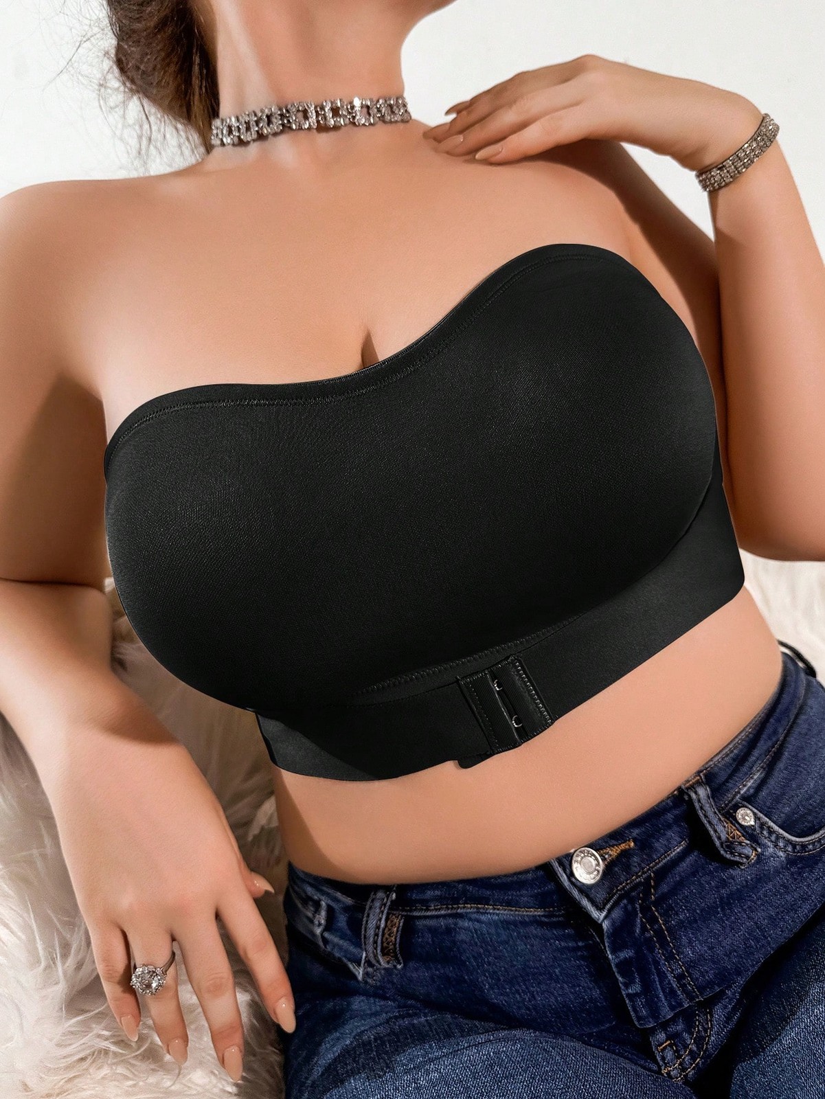 Large Sizes Strapless, Wireless Bra with Non Slip Cheap24