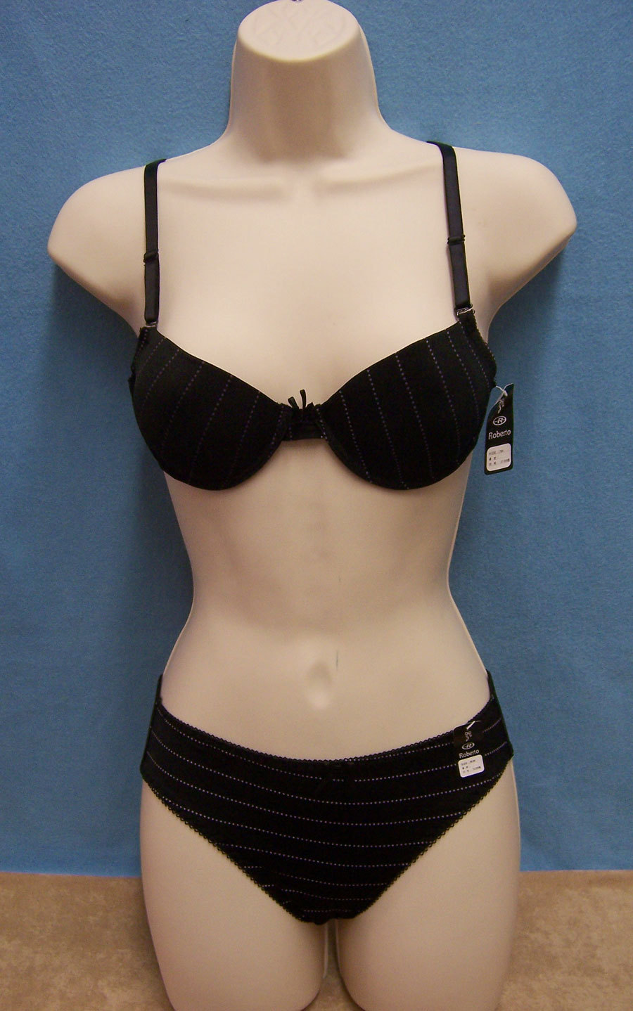 ONLY YOU Robeto Bikini Panties black with fine purple Stripe Satin bow NEW