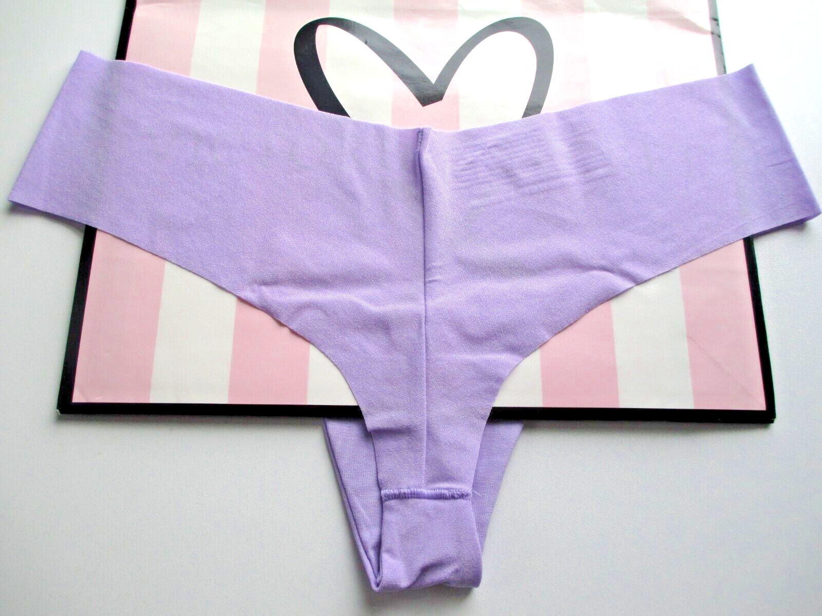 VICTORIA’S SECRET PINK No Show Thong Panty L XL Purple NWOT Lavender Love VS