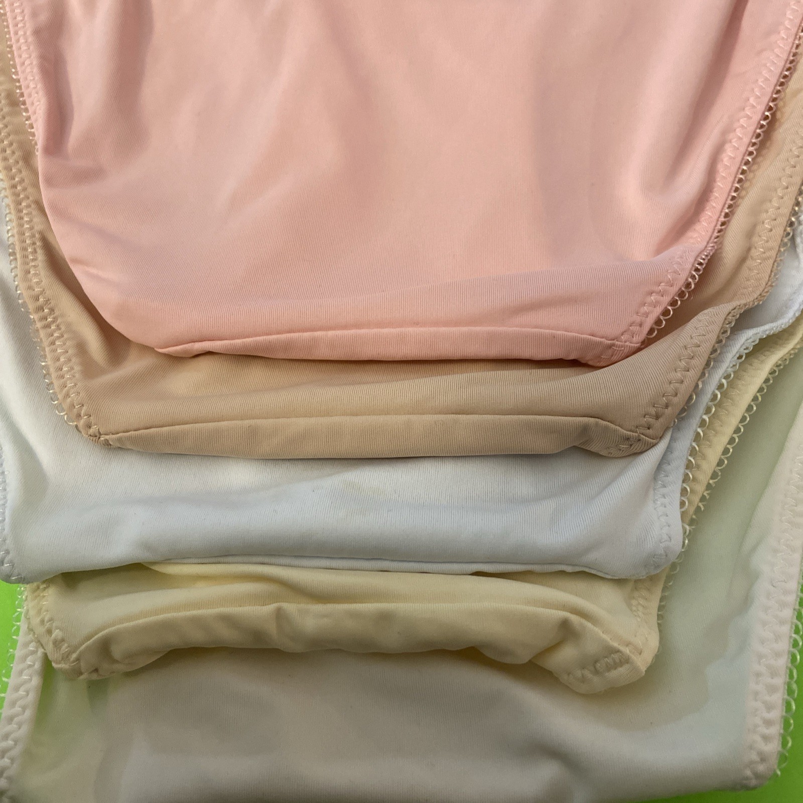 Jessica Simpson Set Of 5 ! Assorted Pastel Color Bikinis / MEDIUM / MSRP $60