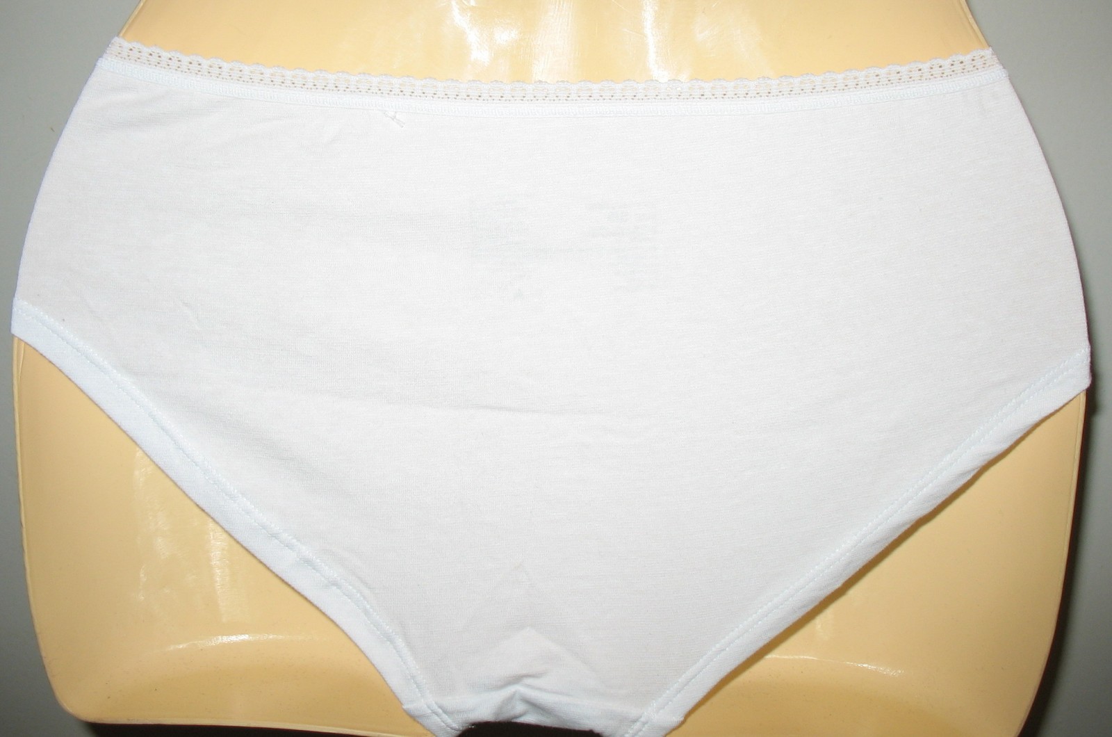 THE BEST FITTING PANTY IN THE WORLD – HIPSTER – WHITE – S / 5 – COTTON STRETCH