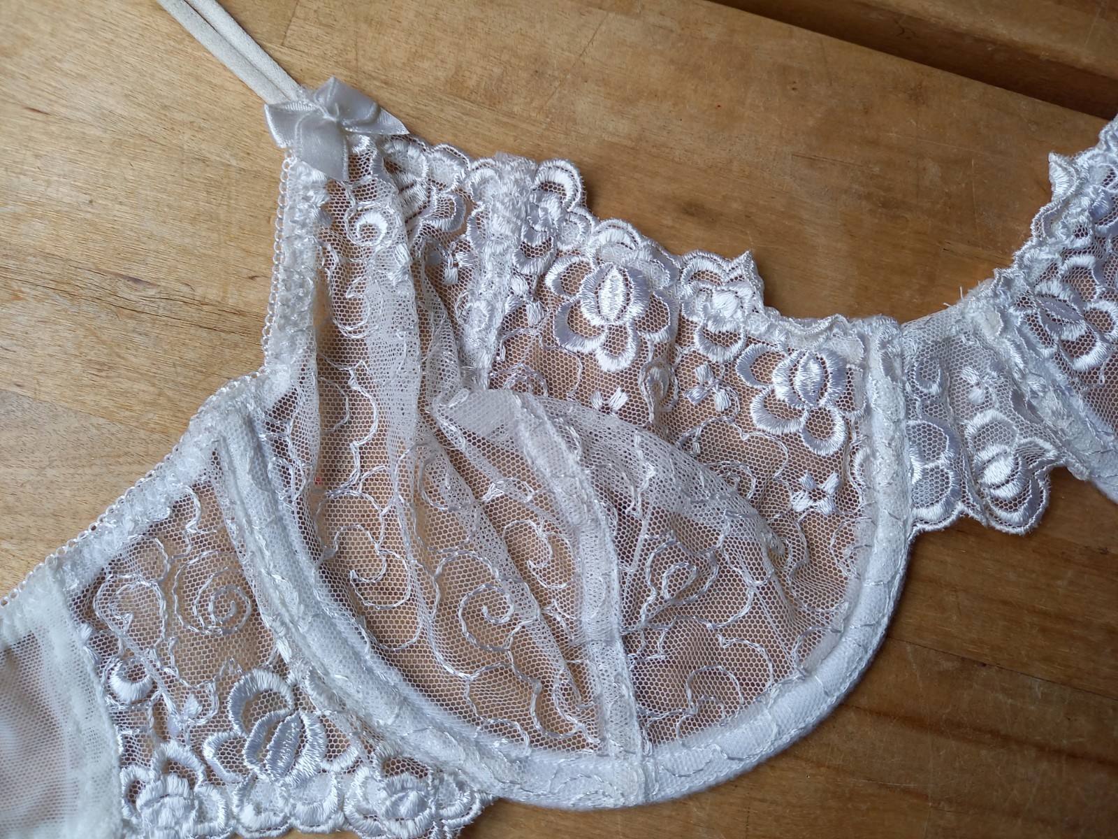 PETER STRINGFELLOWS ANGELS White Lace Twin String Straps Underwired 36B BRANDNEW