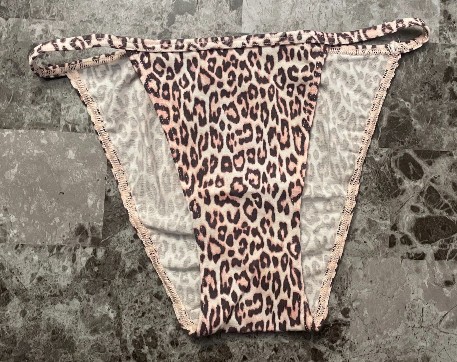 NWT VICTORIA’S SECRET PINK LEOPARD CHEETAH TANGA STRING CHEEKY PANTIES