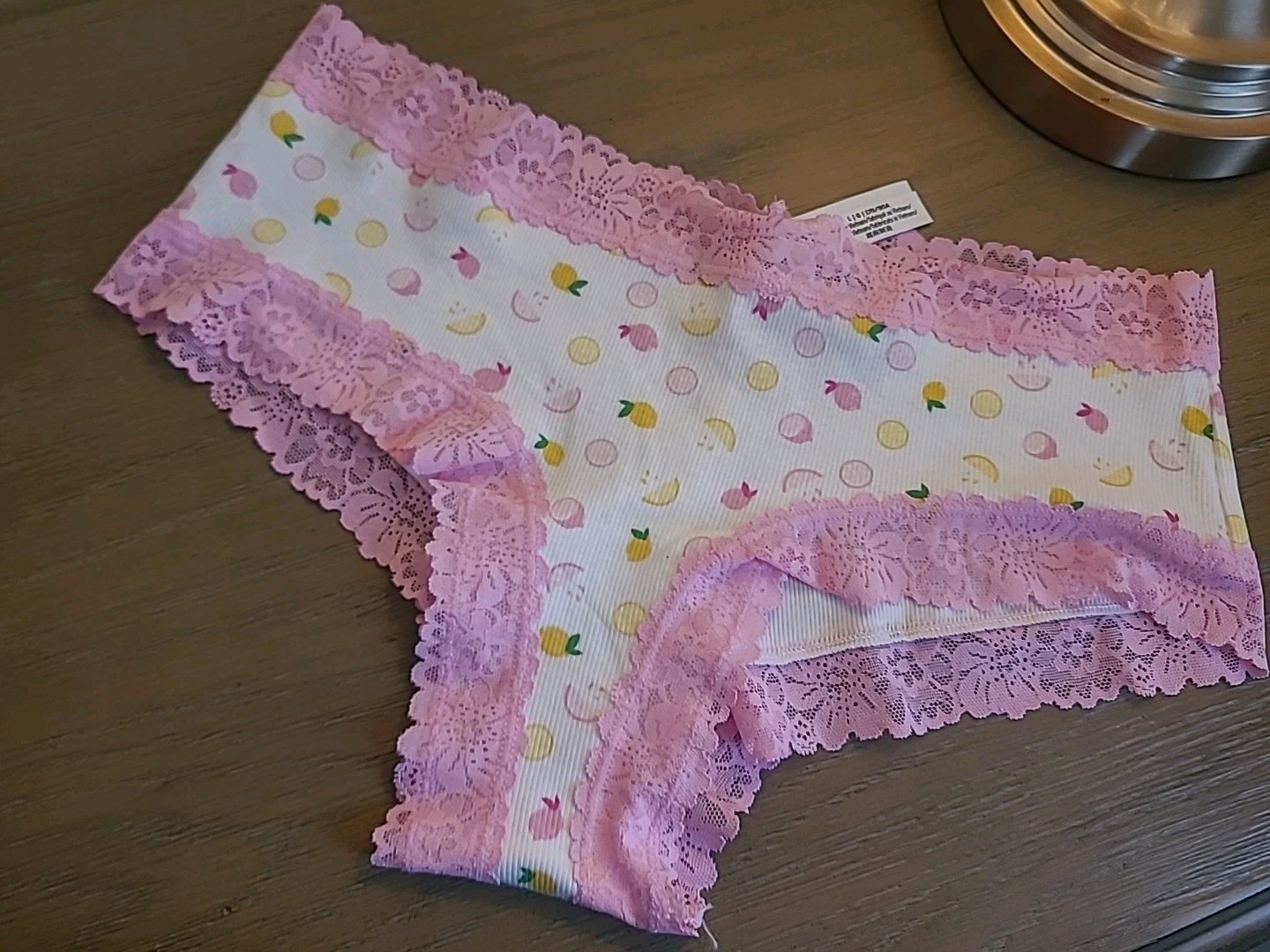 VICTORIA’S SECRET PINK YELLOW LEMON RIBBED FLORAL LACE CHEEKY PANTIES Size L