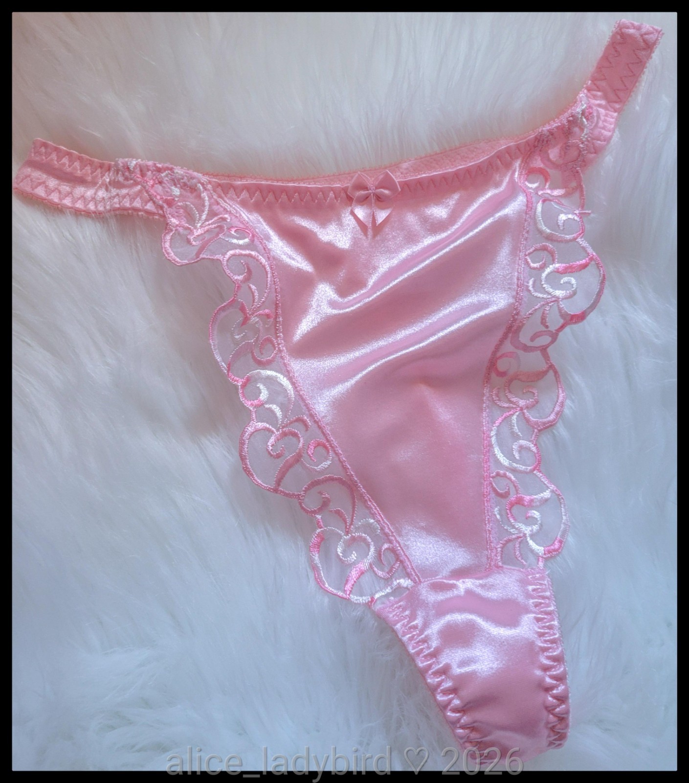 NOS Vintage VICTORIA’S SECRET Second Skin SATIN Thong PANTY Stretch Pink 90s Y2k