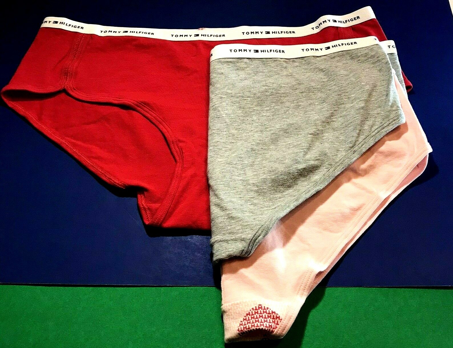Tommy Hilfiger LARGE Hipster Women’s Cotton Panties Underwear – 3 Pack – Heart