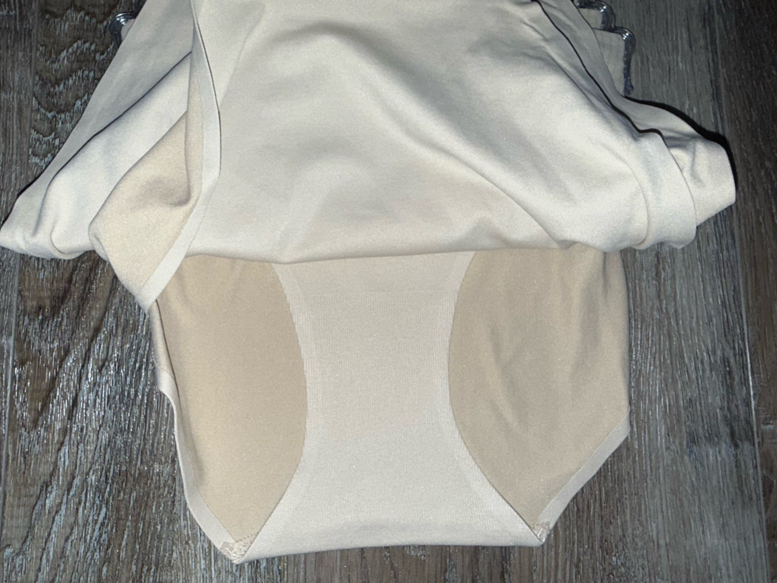 Bali ~ 3-Pair Womens Seamless Brief Underwear Panties Nylon Blend Beige ~ L