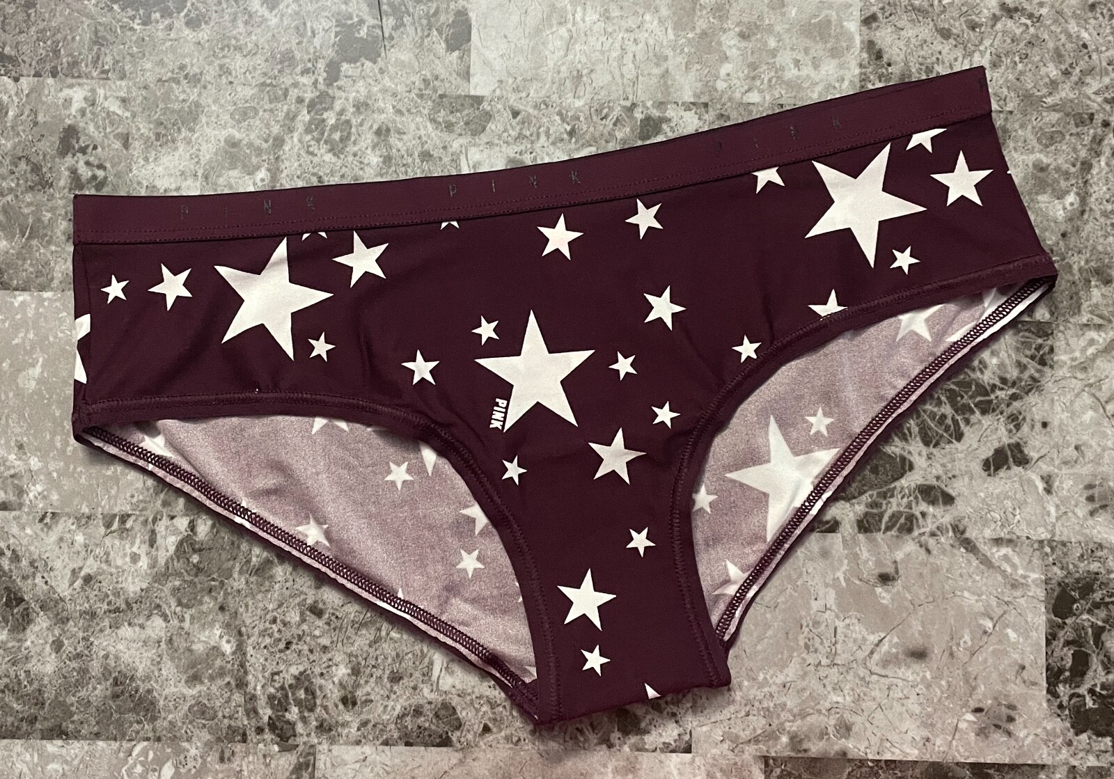 NWT VICTORIA’S SECRET PINK S MAROON STAR SMOOTH LIGHTWEIGHT RARE HIPSTER PANTIES