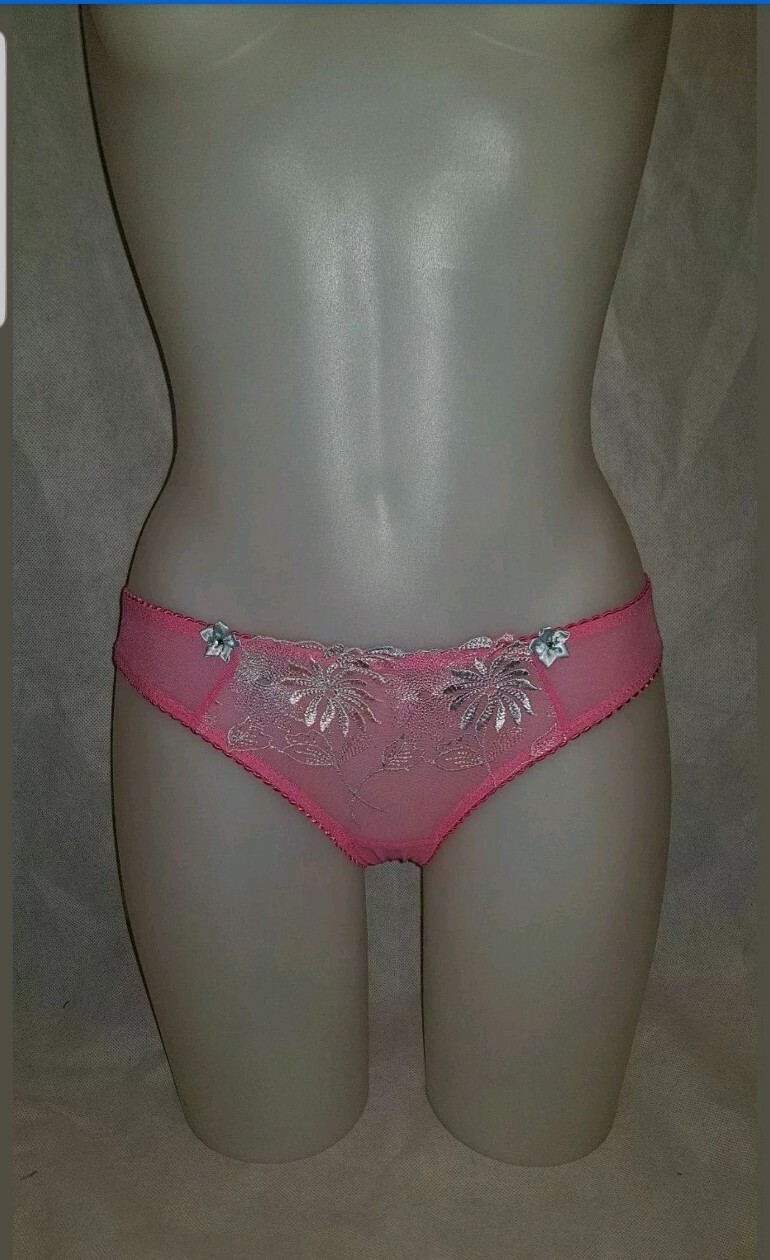 PM7713 Pop Pink Floral Embroidered POUR MOI ‘St Tropez’ Briefs Size 10