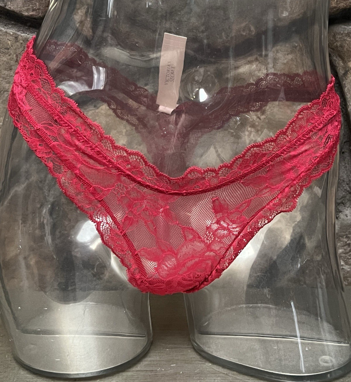 Victoria’s Secret Rose Lace High Leg THONG Panty Sz M RED LACQUER NWT$18.95