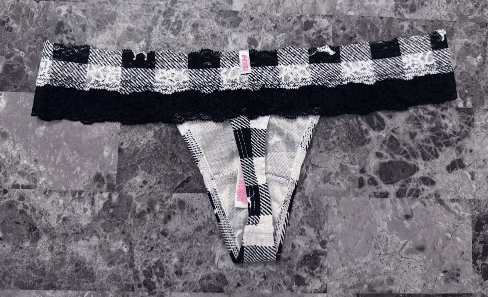 NWOT VICTORIA’S SECRET PINK S BLACK WHITE BUFFALO PLAID LACE RARE THONG PANTIES