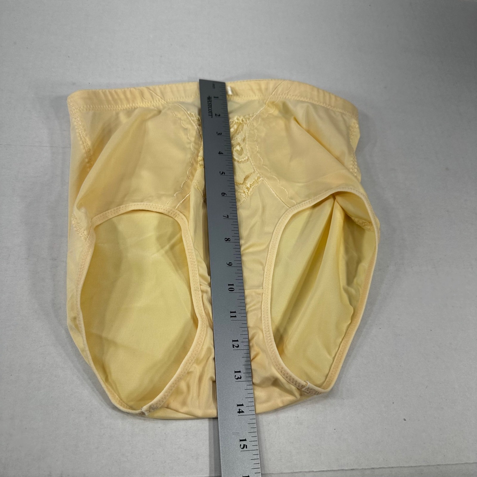 Mamia Gold Women’s Size XXL Panty Brief Shaper Yellow New Without Tags