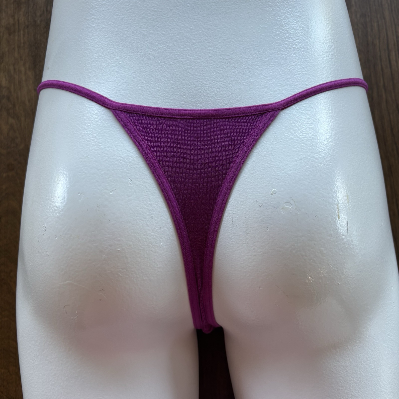 Vtg 2001 Victoria’s Secret Metallic Shine Cotton/Nylon Thong Panty Small Purple
