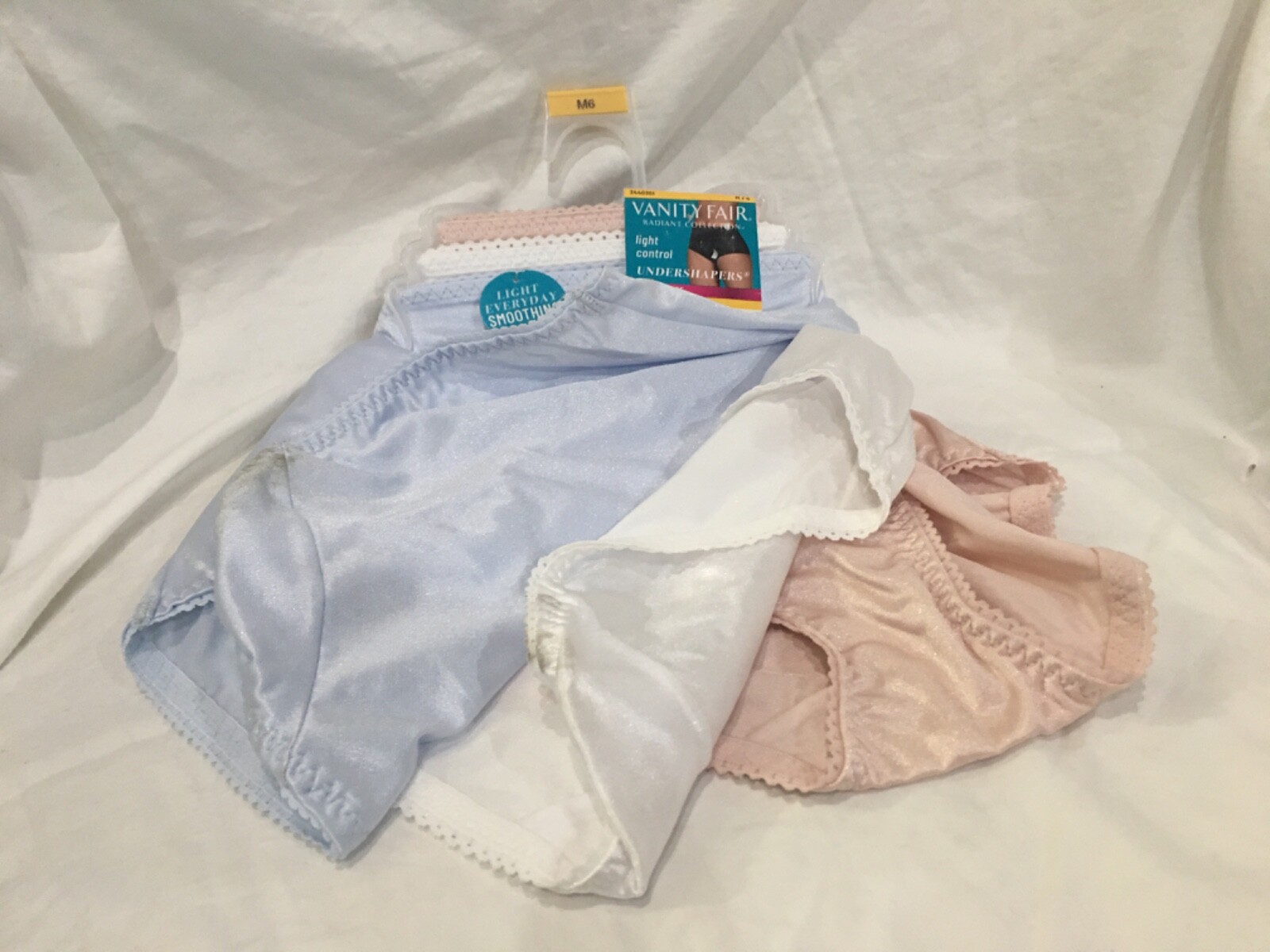 New Vanity Fair Radiant Undershapers Light Control Brief 3 Pk Women U pick Size