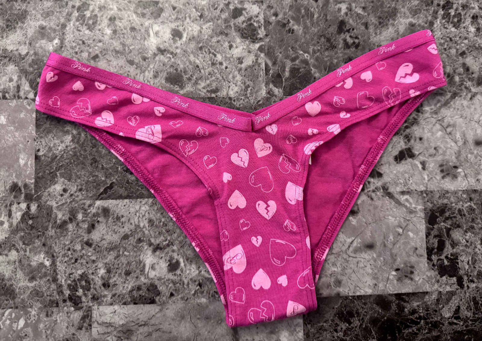 NWT VICTORIA’S SECRET PINK BROKEN HEART LOGO BAND V STYLE TANGA CHEEKY PANTIES