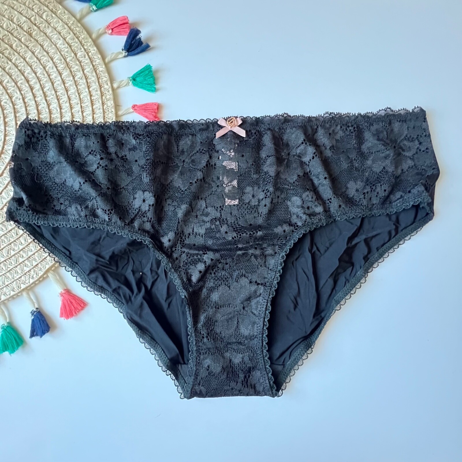 Victoria’s Secret Body By Victoria Lace-Front Hiphugger Panty Black Small NEW