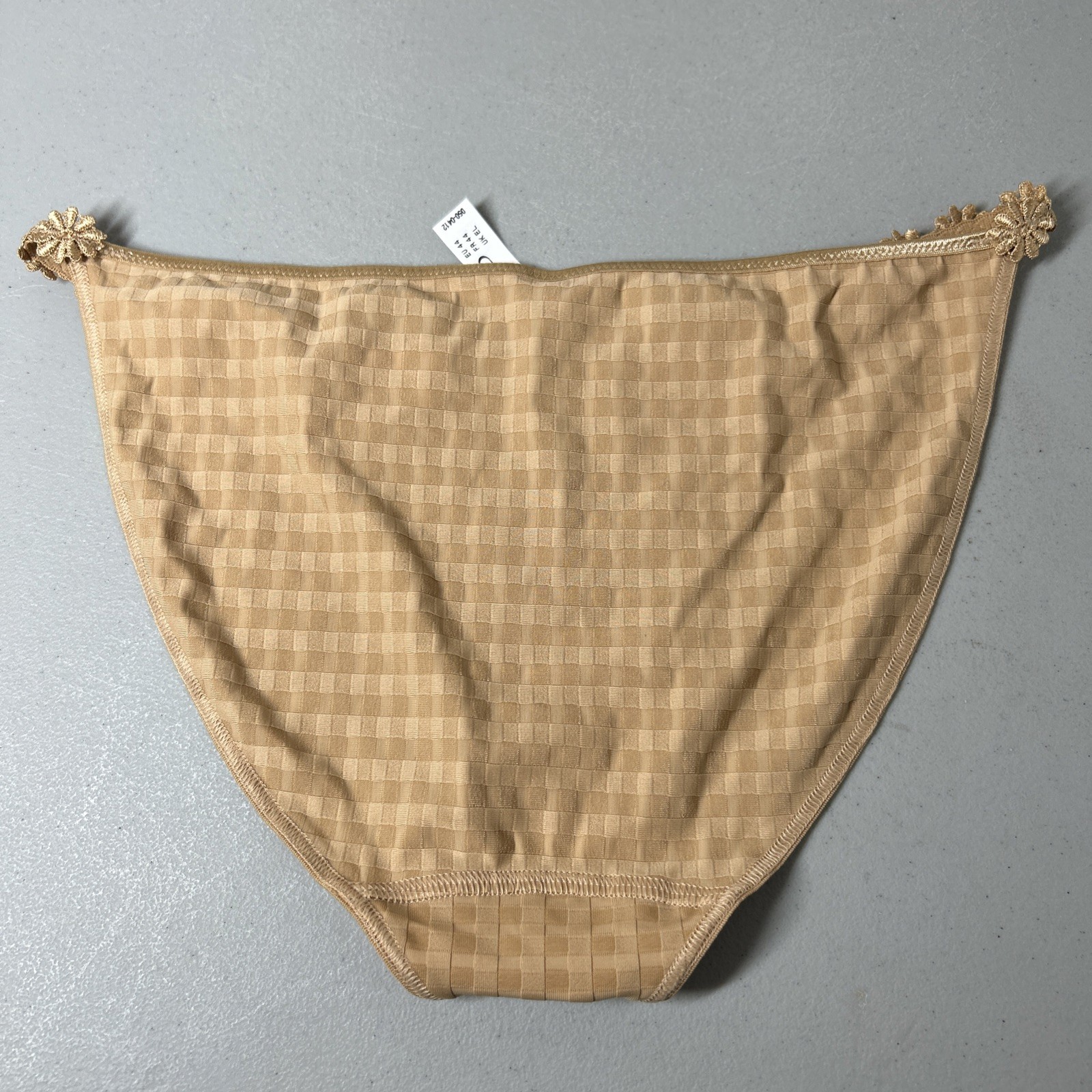Marie Jo Avero String Bikini Panty Size UK XL Lightweight Feminine 0500412