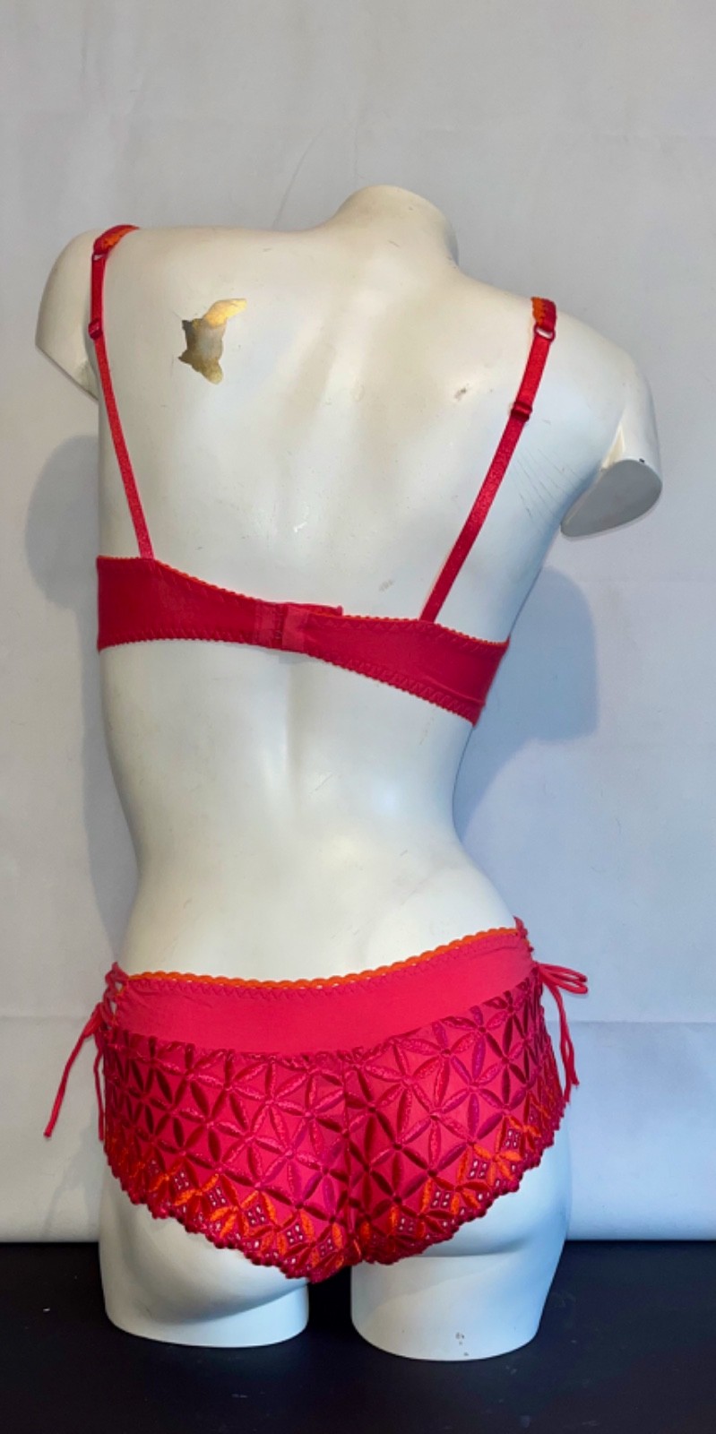 AUBADE BAHIA LINGERIE SEPRATES – 34B & Uk10 / Fr2 / EUR 38