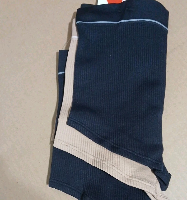 NEW WOMEN’S SIZE SMALL HANES ORIGINALS SEAMLESS RIB BOYFIT UNDERWEAR 3-PACK