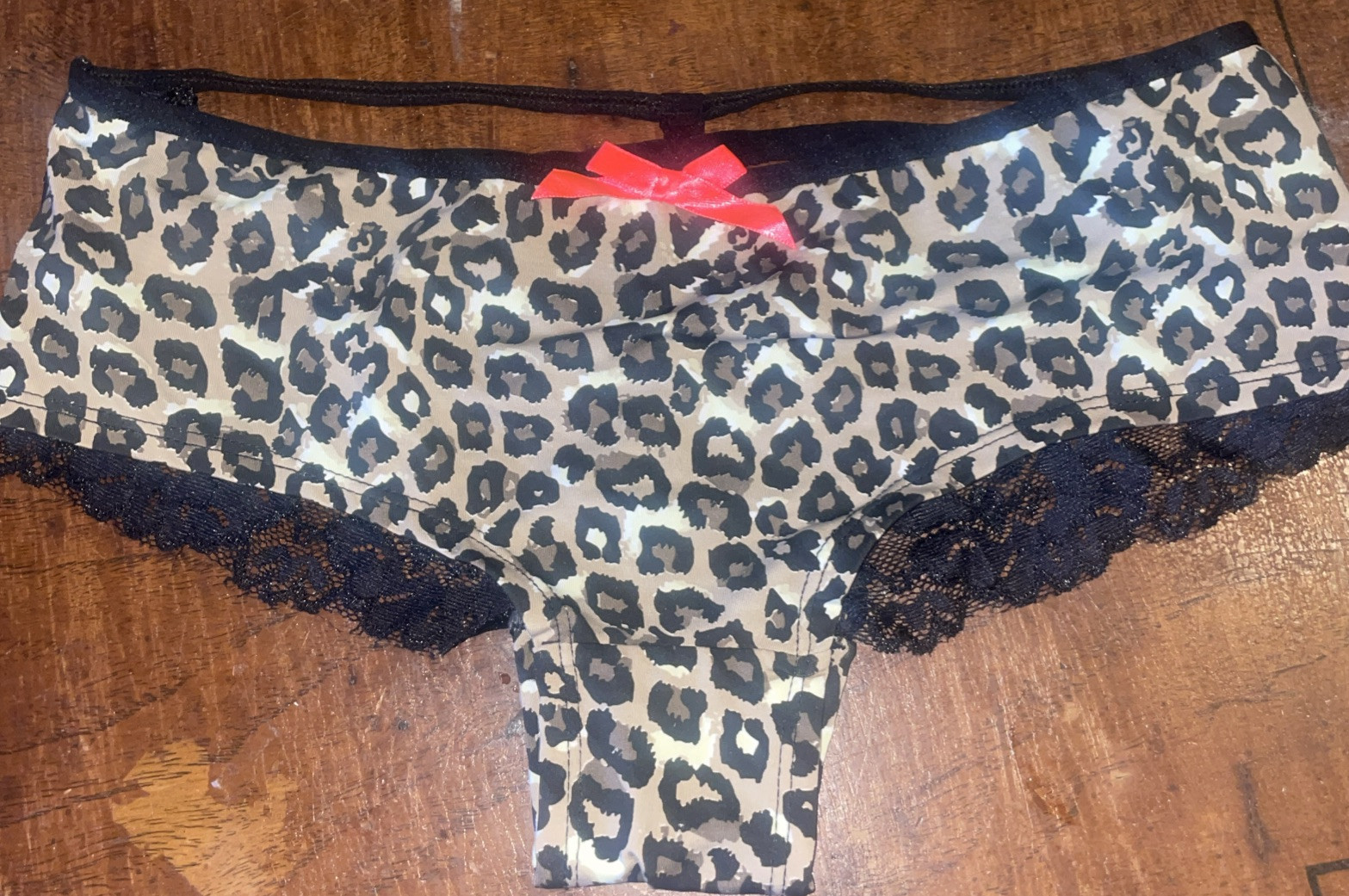 Shiny Leopard Print And Pantie With Sexy Back