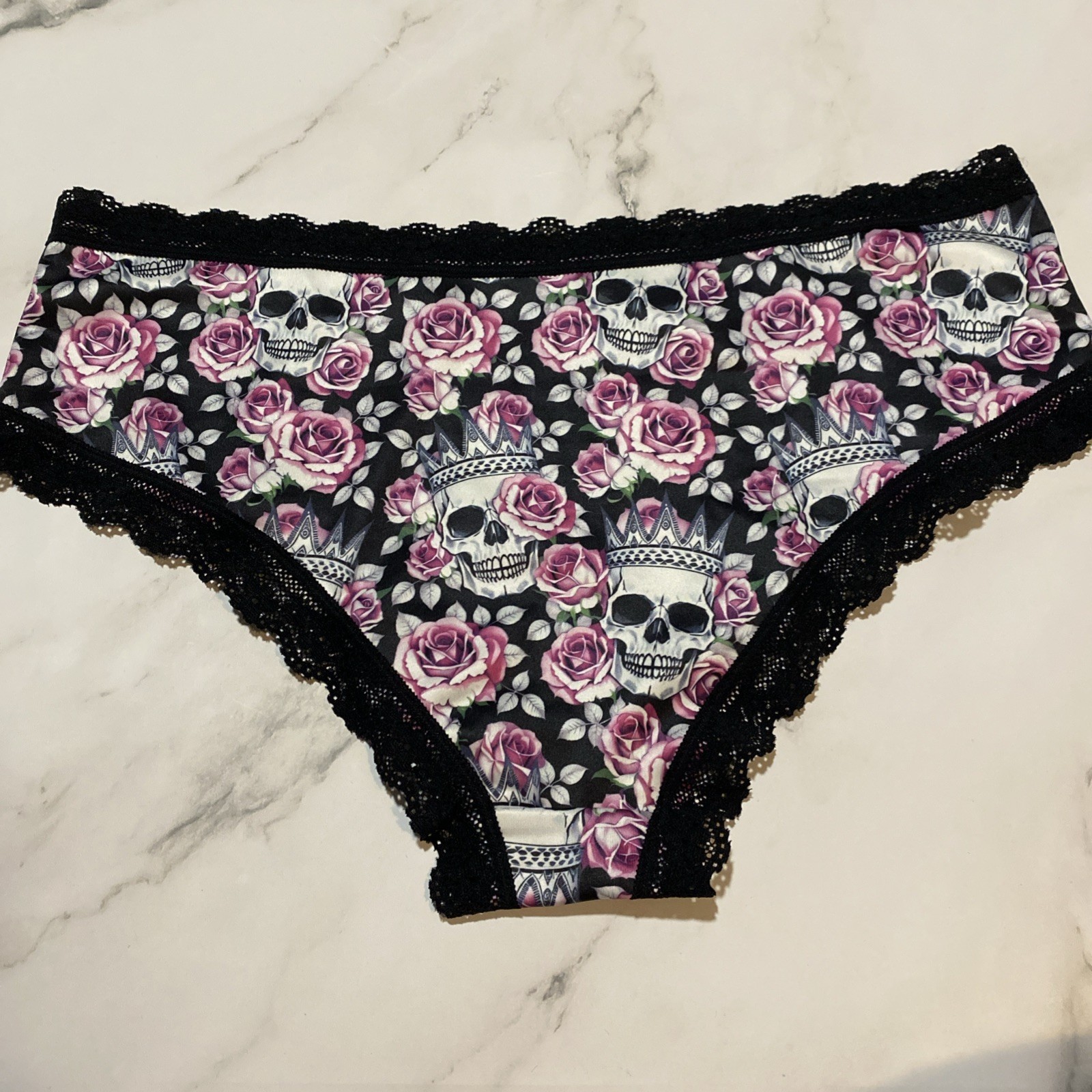 GOTH Lace Trim Emo Punk Boyshort Panties SKULL & Roses XL Polyester NWOT