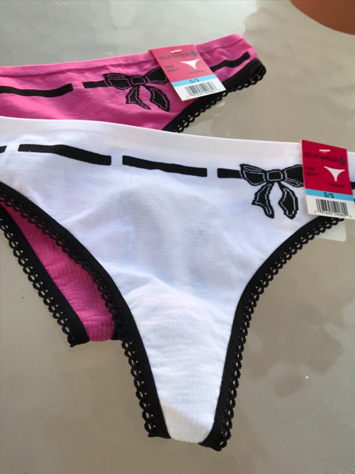 LILY OF FRANCE Sz: 5 / S -Style:’ONE SEXY THONG’ (set of 2) 💕 pink n white 👀