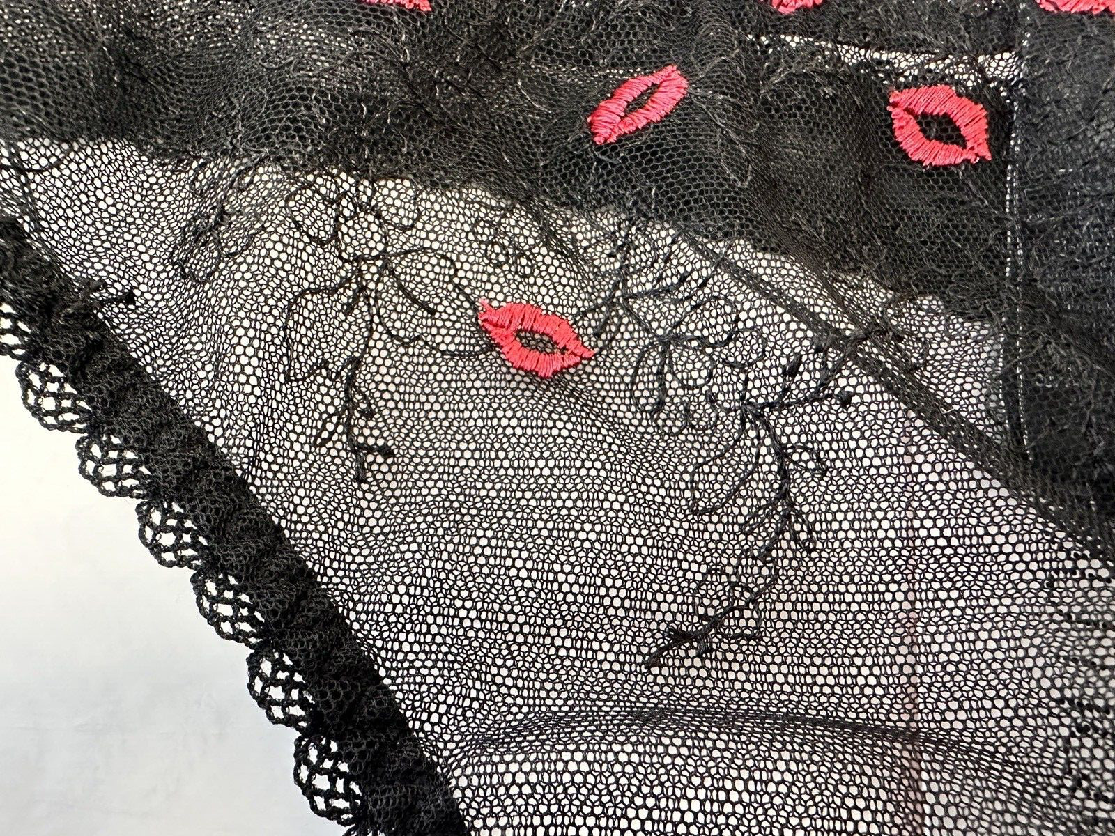 NEW! M&S Boutique Marks & Spencer black mesh thong with red lip embroidery