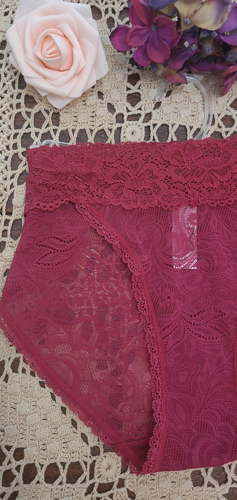 MAIDENFORM Luxurious SeXy Slinky Stretch Lace Red V Waist Bikini Panty 6/M ~NWT