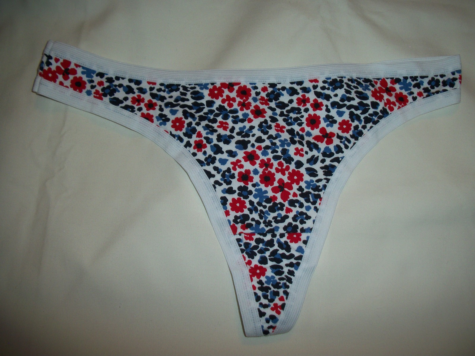 LADIES THONG BRIEF PANTY SIZE 7 / LARGE BY ARIZONA RED WHITE & BLUE COLOR NWOT
