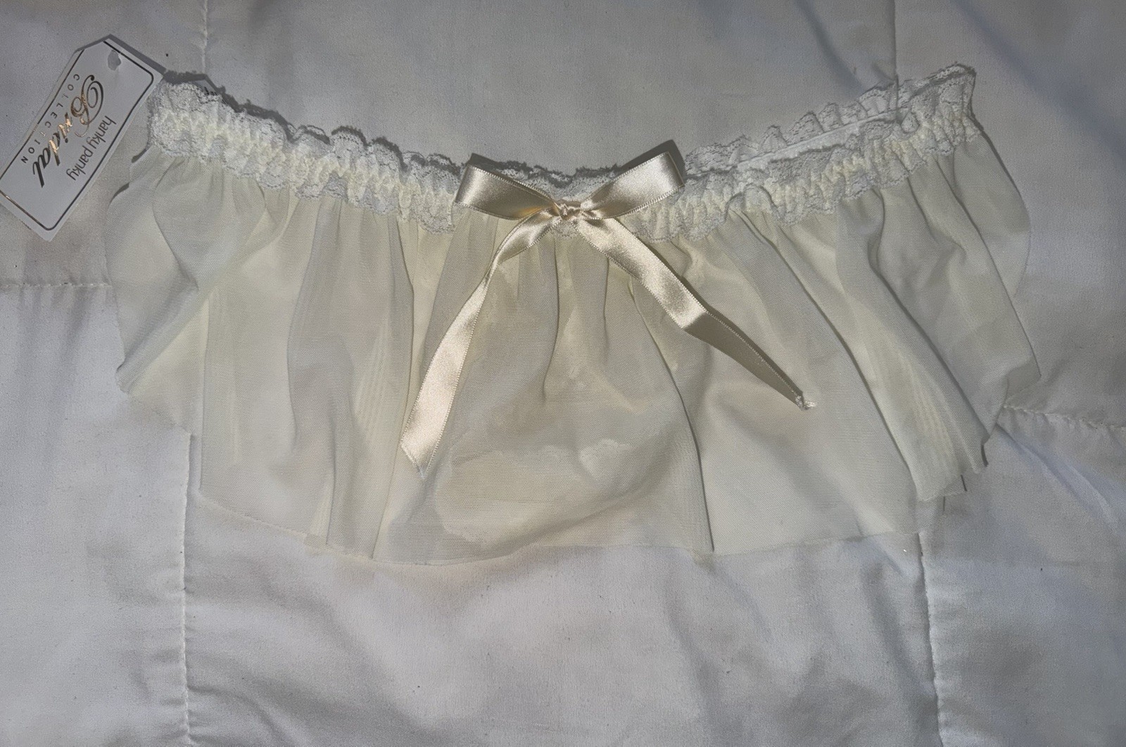 Hanky Panky Bridal Collection Bride Veil Thong Panties Ruffle Lace Size M/L