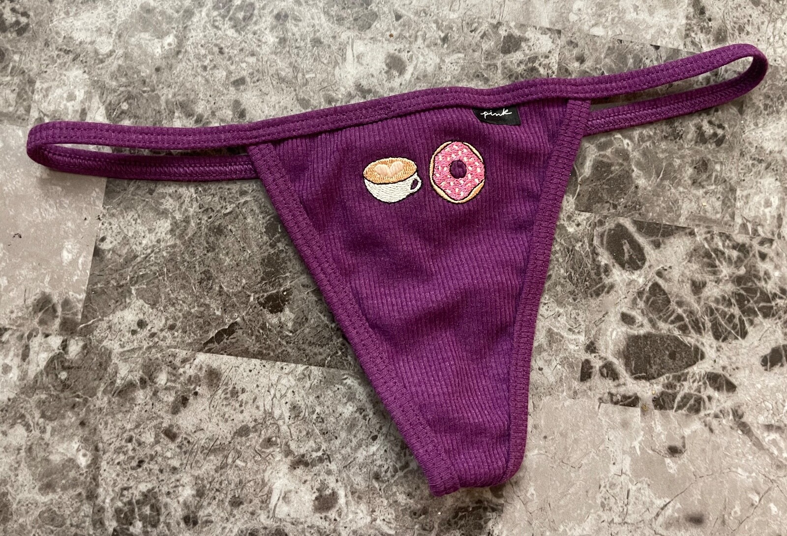 NWT VICTORIA’S SECRET PINK DONUT COFFEE RIBBED KNIT V STRING THONG PANTIES
