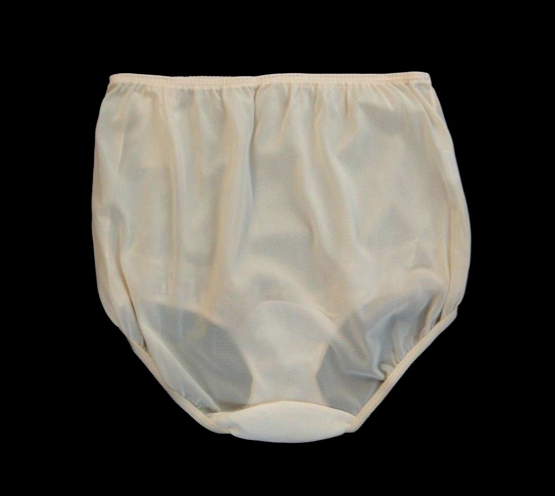 DIXIE BELLE 100% Nylon Full-Cut Pearl Beige Brief with Lace Trim Size 6/Medium