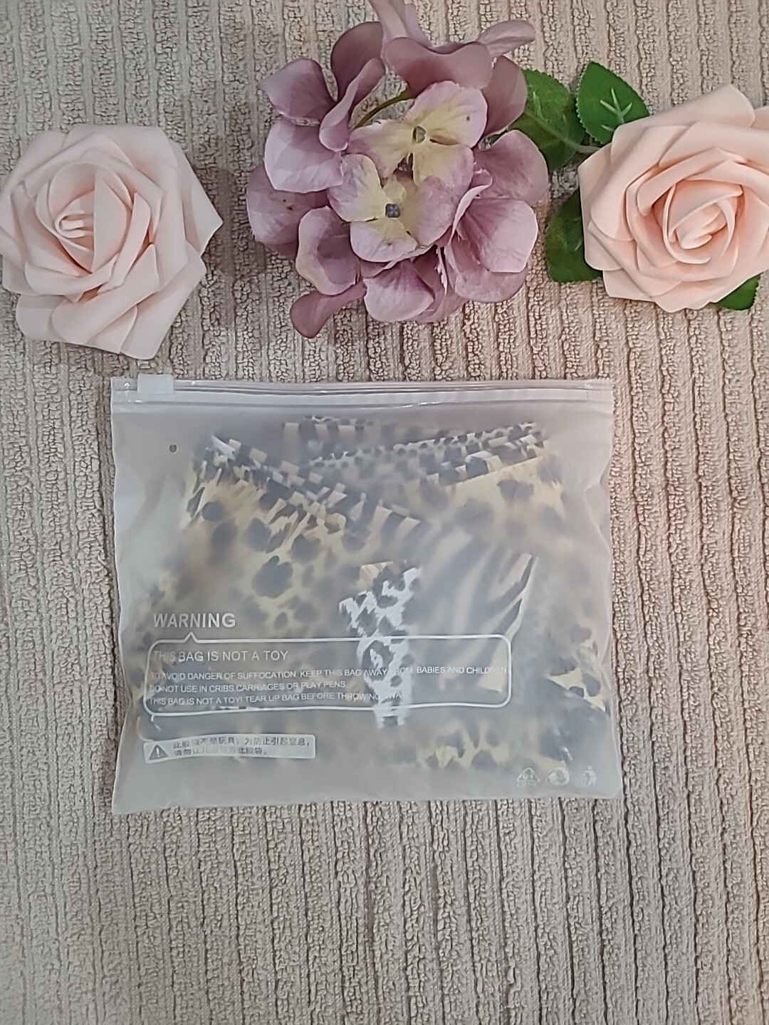 RETRO CHIC 4 Pair Large SeXy Slinky Animal Tanga Polyamide Panties nifp