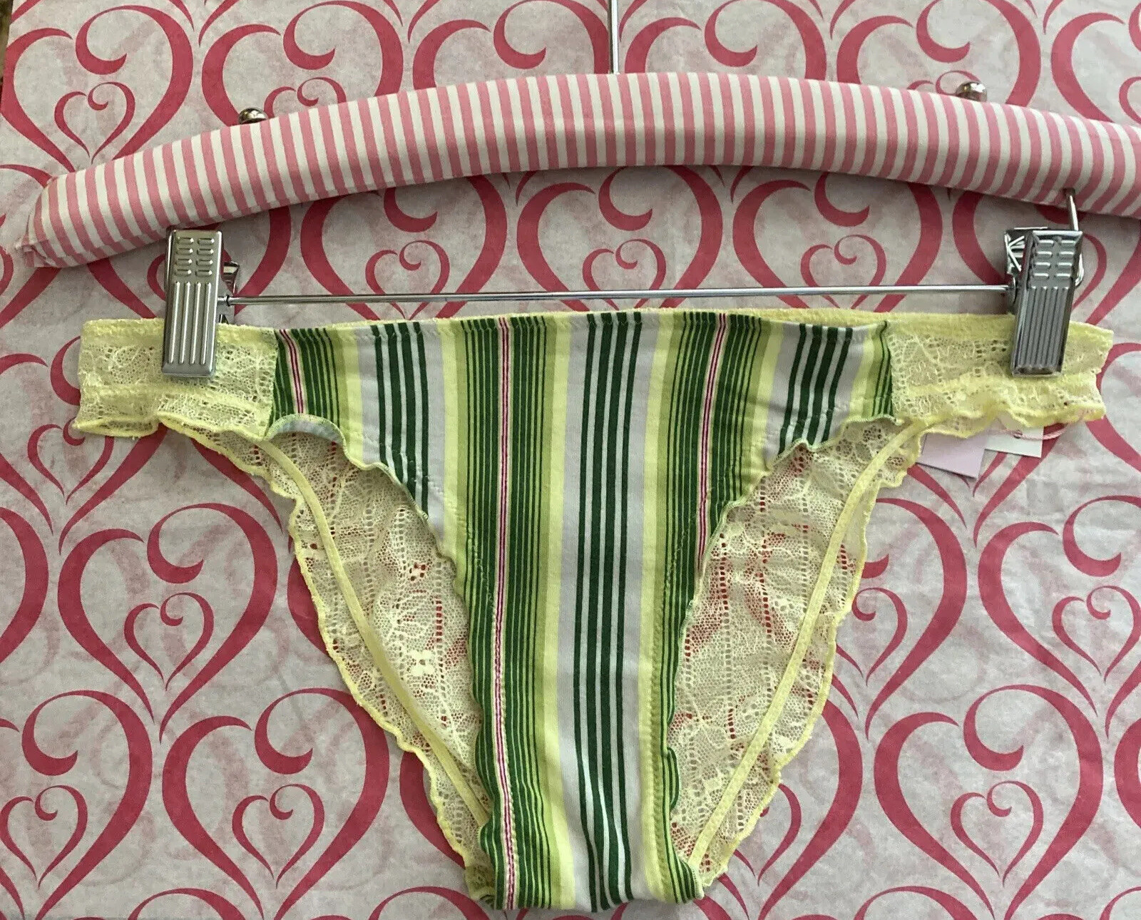 Victoria’s Secret “Pink” NWT/NOS Sexy VTG 90s/Y2K Lace Bikini Panty Size M